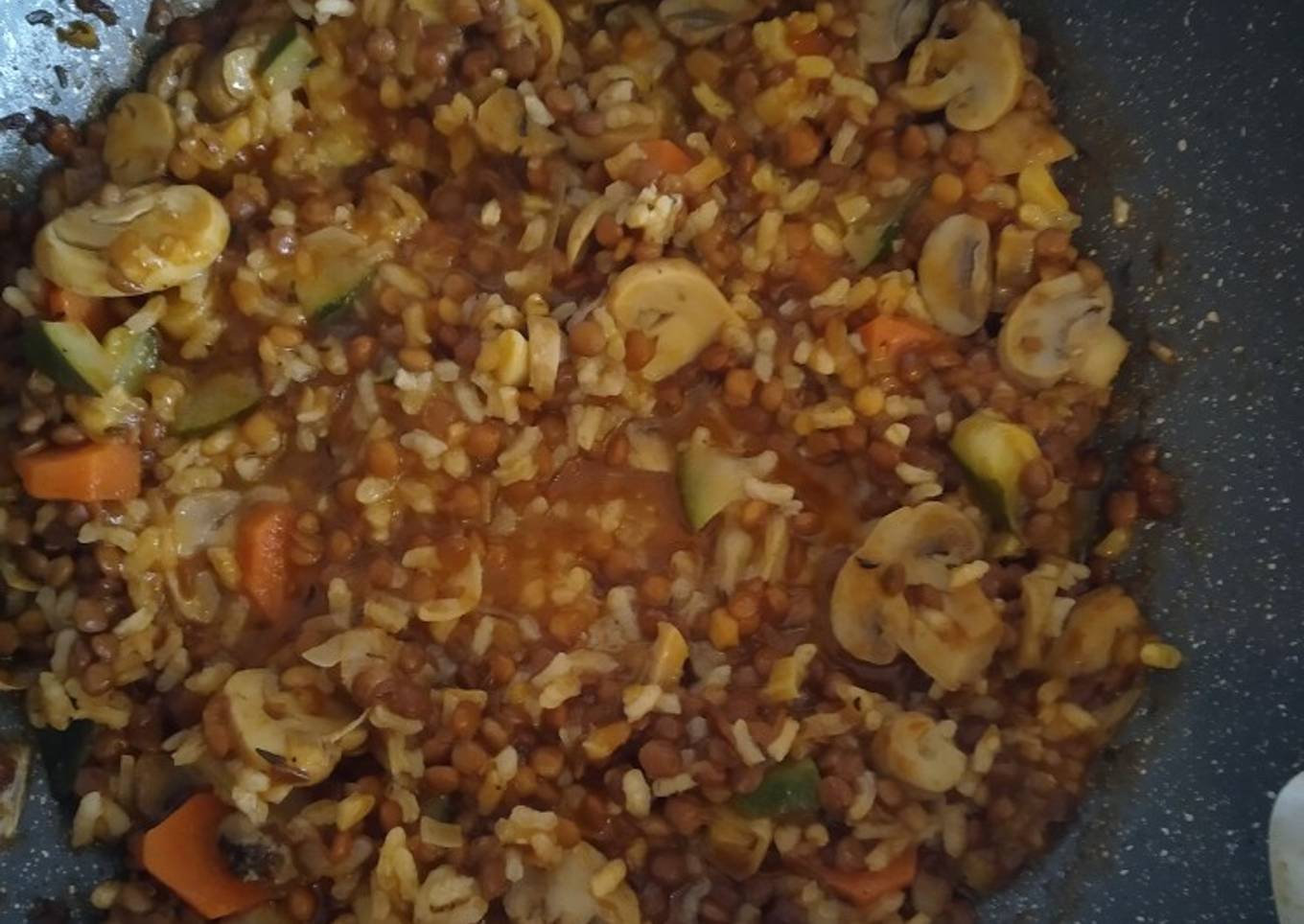 Arroz con lentejas champiƱones y tomilloš