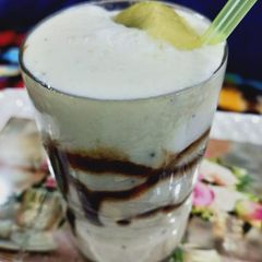 A picture of Kiwi shake.