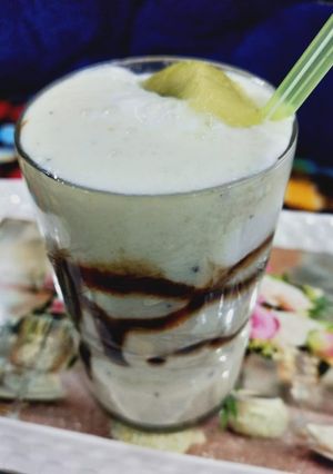 A picture of Kiwi shake.