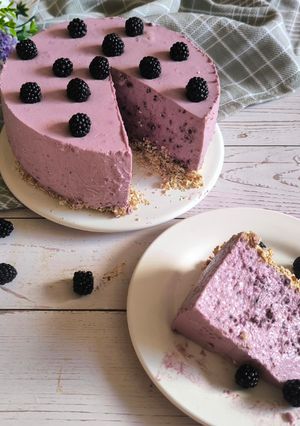 Foto principal de Tarta de queso de moras silvestres sin horno