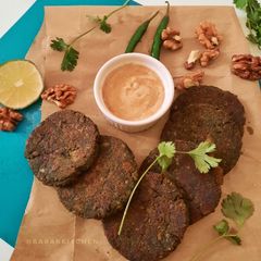Hara bhara kebab with walnuts A picture of Hara bhara kebab with walnuts.