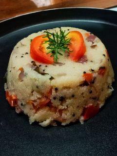টমেটো উপমা(Tomato upma recipe in Bengali) রেসিপির প্রধান ছবি