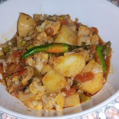 A picture of Aloo Gobhi with mix Sabzi.