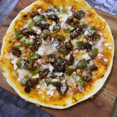 Thin crust chicken shrimp pizza (stovetop) A picture of Thin crust chicken shrimp pizza (stovetop).