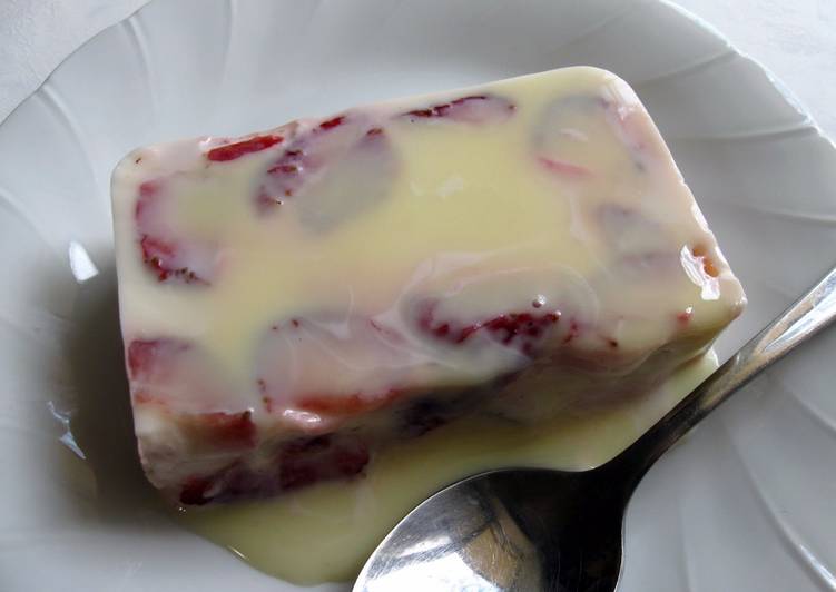 Steps to Prepare Perfect Creamy Milk Kanten Jelly with Fruit