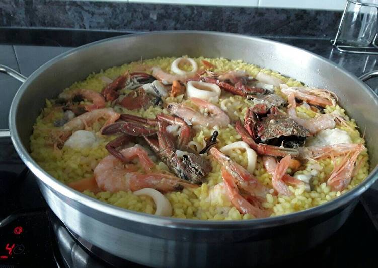 Paella de marisco