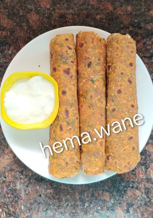 A picture of Multi Grain Methi Paratha.