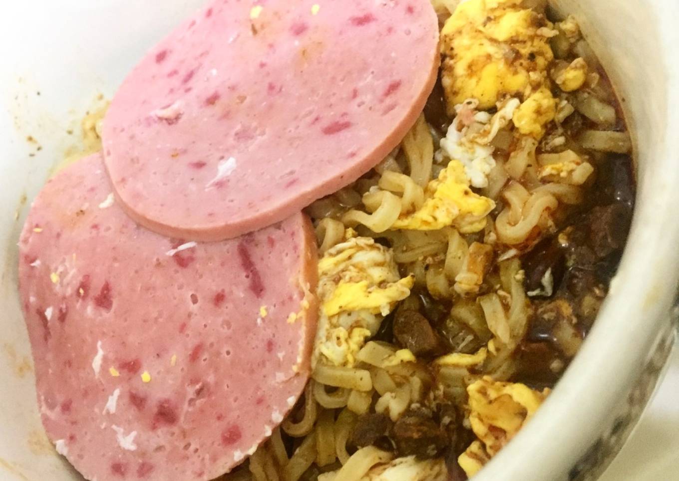 Mie Telur Rendang