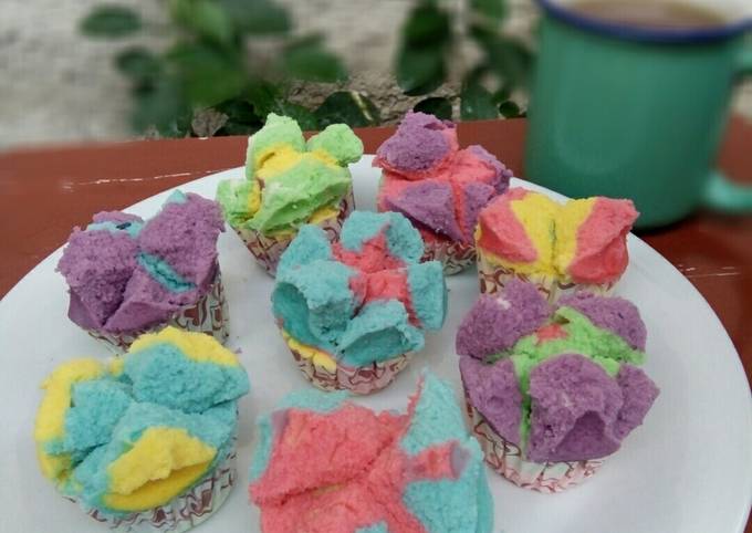 Resep Bolu Kukus Mekar (all in one method) yang Lezat Sekali
