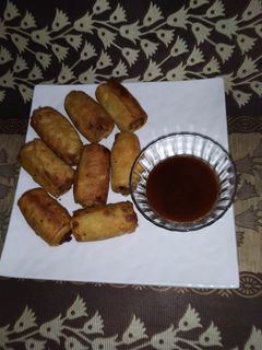 ক্রিস্পি আলু রোল সমোসা (Crispy Aloo Roll Samosa recipe in Bengali) রেসিপির প্রধান ছবি