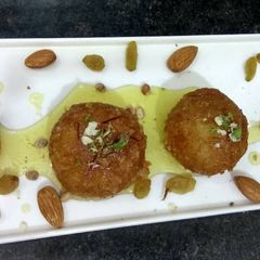 A picture of Instant bread gulab jamun.
