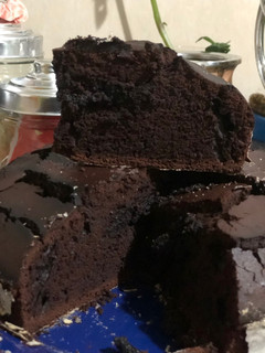 Una foto de Bizcochuelo sin gluten chocolate/vainilla