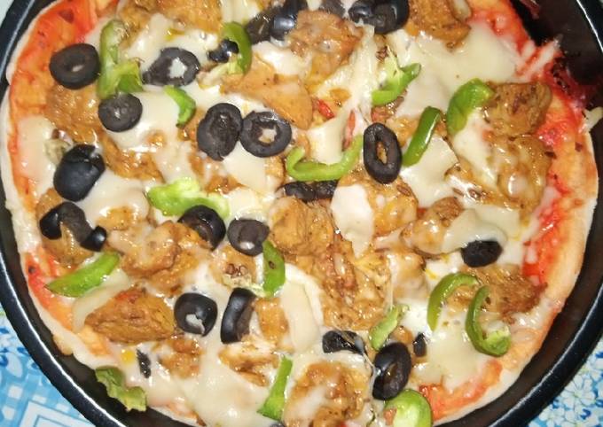 So Yummy Mexican Cuisine Pizza in Pan