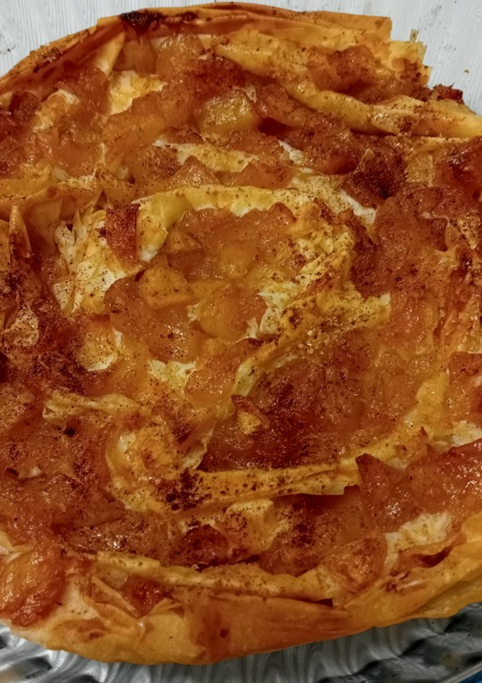 Una foto de Tarta flor de pasta filo con manzana