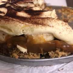 Una foto de Torta de banana split de Flor
