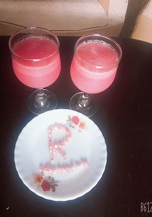 A picture of Anaar ka juice with jame sheerain.
