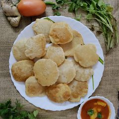 Nagori puri A picture of Nagori puri.