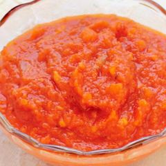 A picture of Tomato pasta sauce.