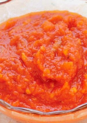 A picture of Tomato pasta sauce.