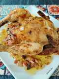 Picantón al horno relleno de cebolla, bacon y frutos secos