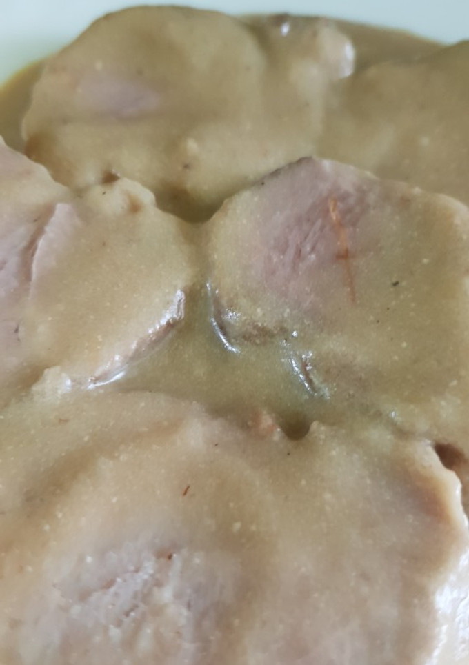 Una foto de Solomillo de cerdo con leche evaporada en olla rápida