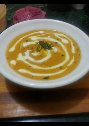 A picture of Paneer makhani.
