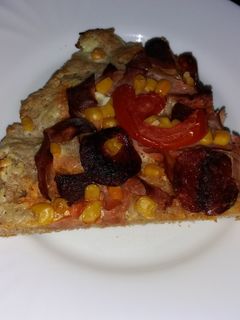 Teljes kiőrlésű pizza recept fotója