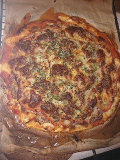 Una foto de Pizza carne