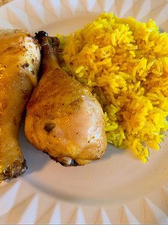 Una foto de Muslos de pollo al horno