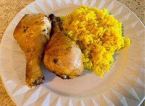 Una foto de Muslos de pollo al horno