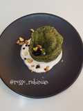 Cappelletto al cavolo nero con perle di aceto balsamico