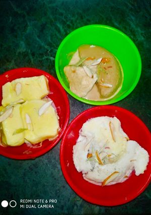 A picture of Homemade ice-cream (Custard, Coffee, Milk).