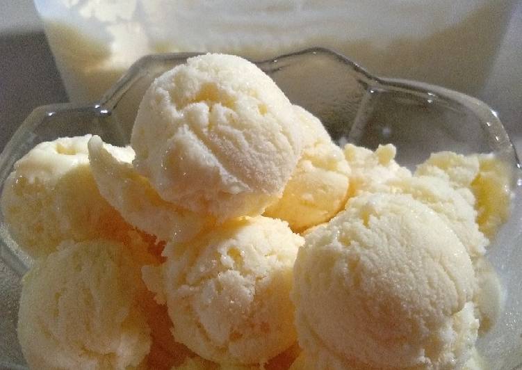 Cara Gampang Membuat Es Krim JASUKE (Jagung Susu Keju) yang Lezat Sekali