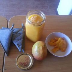 A picture of Fresh Mango Juice.
