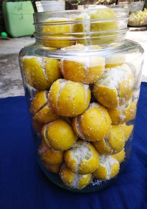 नींबू का अचार (nimbu achar recipe in Hindi) रेसिपी मुख्य फोटो