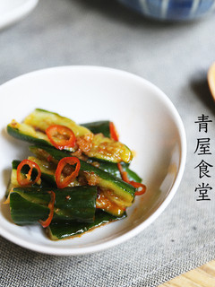 涼拌麻辣小黃瓜 的食譜成品照片