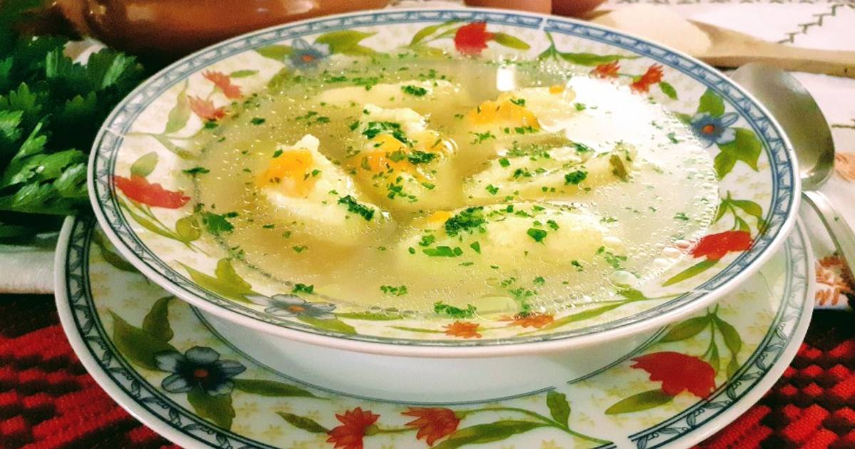Ricetta Supa de galuste - Gnocchi di semolino in brodo ...
