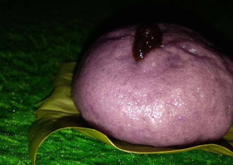 Bakpao ubi ungu isi mesis coklat