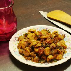 A picture of Sausage Koottan- A desi touch to the western staple.