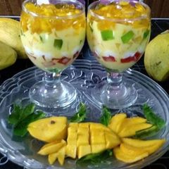 A picture of Creamy Mango Custard 😋👌💗.