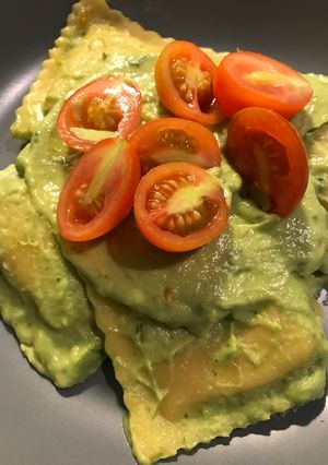 A picture of Vegan Spinach and Ricotta Ravioli with Avocado Sauce.