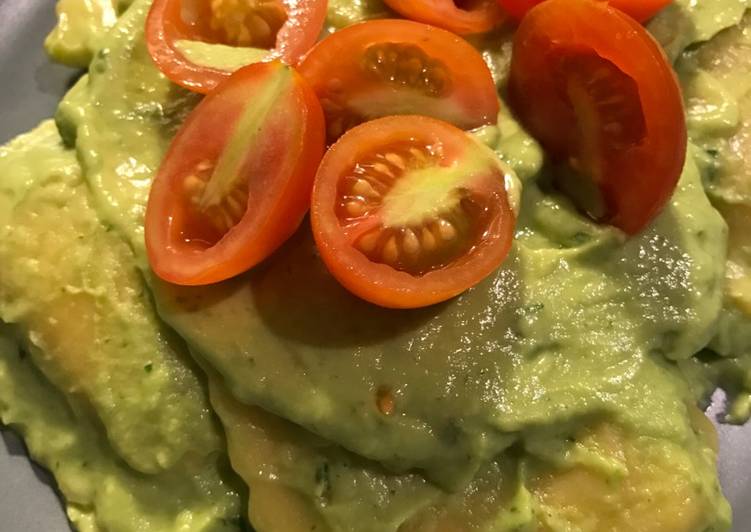 Recipe of Super Quick Homemade Vegan Spinach and Ricotta Ravioli with Avocado Sauce