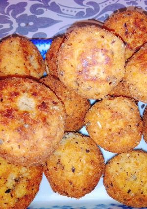Una foto de Bombas de papa rellenas de muzzarella 🥳💜