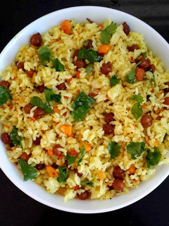 கொண்டைகடலை சாதம்(Kondaikadalai Satham Recipe in Tamil) செய்முறை முக்கிய புகைப்படம்