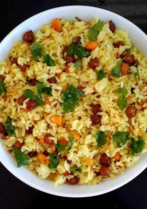 கொண்டைகடலை சாதம்(Kondaikadalai Satham Recipe in Tamil) செய்முறை முக்கிய புகைப்படம்