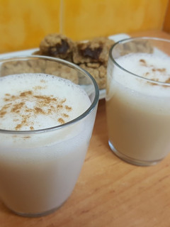 Una foto de Chai tea latte