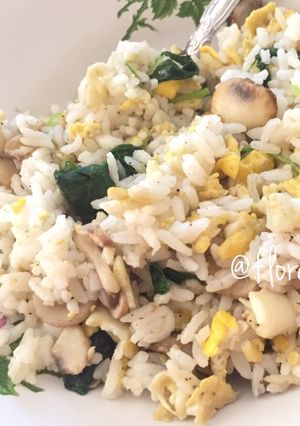 Foto resep Mushroom Spinach Fried Rice