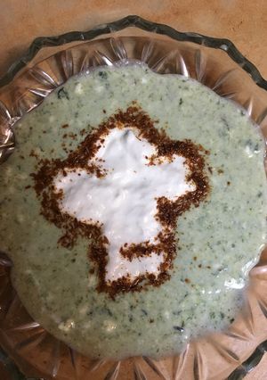 A picture of Bathua raita.