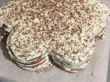 Tarta de galletas en flor con leche condensada 😋