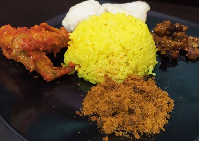 Resep Nasi Kuning Gurihenak Dan Simpel Oleh Silvi Cookpad 7249